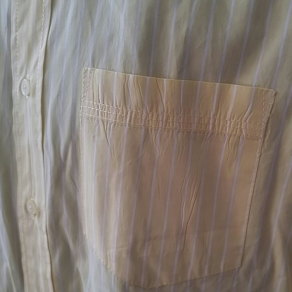 Shirt - Picture 3 of 8